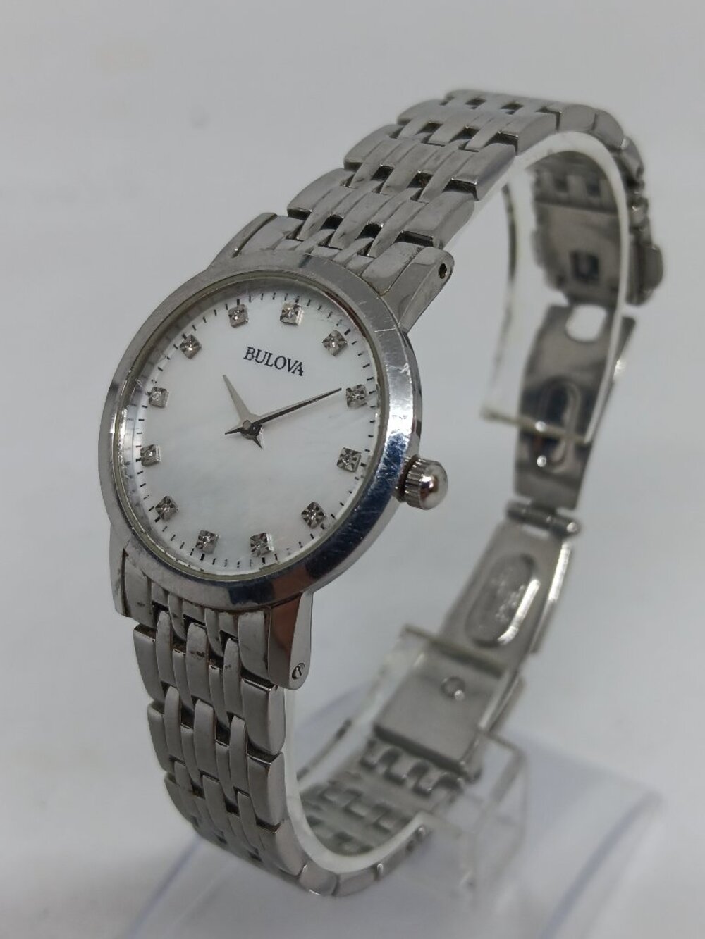 Bulova 96P175 Women's 27mm MOP Dial Genuine Diamond S/Steel Quartz Watch READ